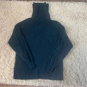 Free people women’s green turtleneck sweater - XS